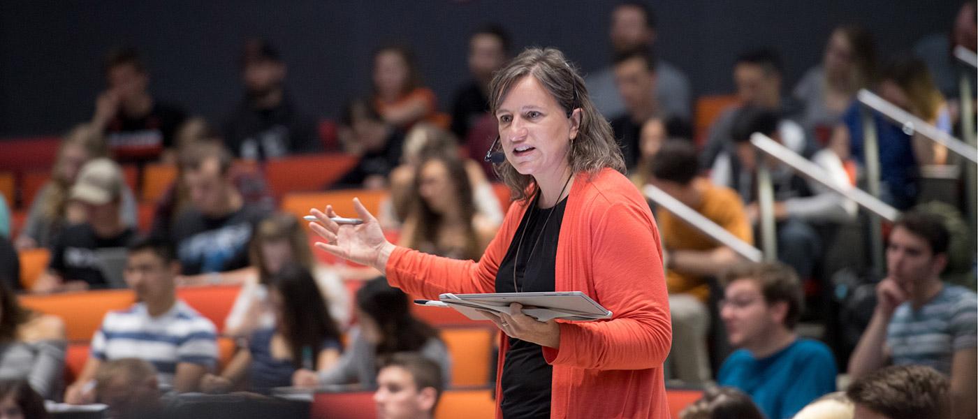 Lori Kayes teaches a College of Science course